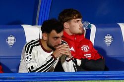 MU vs Bournemouth: Carrick loại Bruno khỏi đội h&igrave;nh ch&iacute;nh