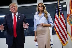 Tổng thống Trump bỏ phiếu sớm trước thềm bầu cử giữa nhiệm kỳ Mỹ