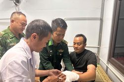 Đồn Bi&ecirc;n ph&ograve;ng Mỹ L&yacute; kịp thời gi&uacute;p người d&acirc;n bị rắn độc cắn vượt qua cơn nguy kịch