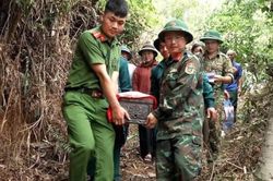 T&igrave;m thấy h&agrave;i cốt liệt sĩ L&ecirc; Tước, nh&acirc;n vi&ecirc;n B&aacute;o Cứu Quốc