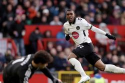 Trực tiếp MU vs Bournemouth 0-3 (H2): V&agrave;o!!! MU thua b&agrave;n thứ 3
