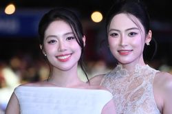 &Aacute; hậu Ch&acirc;u Anh, V&acirc;n Nhi c&ugrave;ng th&iacute; sinh Hoa hậu Việt Nam tham dự S&oacute;ng Festival 2026