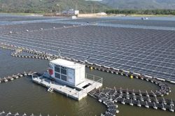 Nh&agrave; m&aacute;y điện mặt trời Bản Ch&aacute;t 2 dự kiến vận h&agrave;nh cuối năm 2028