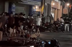 Hai xe m&aacute;y đối đầu tr&ecirc;n quốc lộ, 3 người thương vong