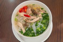 N&ecirc;n bỏ bữa s&aacute;ng hay bữa tối để giảm c&acirc;n?