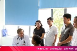 Gần 1.000 người d&acirc;n H&agrave; Tĩnh được kh&aacute;m bệnh, tư vấn sức khỏe miễn ph&iacute;