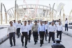 Chủ tịch Quốc hội Trần Thanh Mẫn kiểm tra tiến độ c&aacute;c c&ocirc;ng tr&igrave;nh phục vụ Hội nghị cấp cao APEC