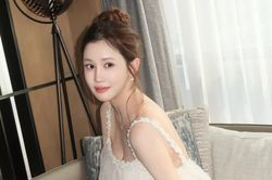 Lee Da Hae lại g&acirc;y ch&uacute; &yacute; v&igrave; gương mặt kh&aacute;c lạ trước ng&agrave;y sinh con