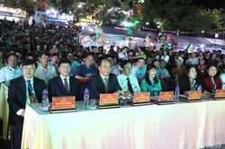 Khai mạc du lịch m&ugrave;a nước nổi tr&ecirc;n s&ocirc;ng Đ&agrave; năm 2026 - 2027