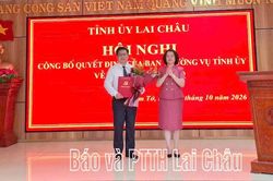 Đồng ch&iacute; Trần Mạnh H&ugrave;ng giữ chức B&iacute; thư Đảng ủy x&atilde; Bum Tở