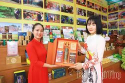 Đẩy mạnh ph&aacute;t triển thương mại điện tử tr&ecirc;n địa b&agrave;n tỉnh