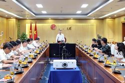 Giảm g&aacute;nh nặng chi ph&iacute; để si&ecirc;u thị, cơ sở kinh doanh b&aacute;n lẻ chuyển sang k&ecirc; khai