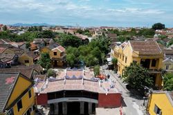 Hội An vắng kh&aacute;ch: L&yacute; giải từ m&ugrave;a vụ đến sức h&uacute;t di sản