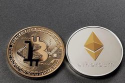 Bitcoin giữ mốc 80.000 USD, d&ograve;ng tiền ETF đảo chiều