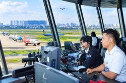 VATM: N&acirc;ng cao năng lực điều h&agrave;nh bay, bảo đảm dịch vụ an to&agrave;n