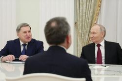 Nga sẵn s&agrave;ng nối lại cuộc đ&agrave;m ph&aacute;n 3 b&ecirc;n với Ukraine v&agrave; Mỹ sau ng&agrave;y 4/11