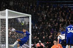 Chelsea v&agrave; h&agrave;nh tr&igrave;nh gian nan khẳng định vị thế