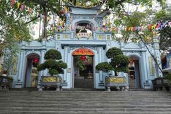 Lạng Sơn: Đề nghị truy tố 14 bị can 'r&uacute;t ruột' hơn 6,2 tỷ đồng tiền c&ocirc;ng đức tại Đền C&ocirc;ng đồng Bắc Lệ