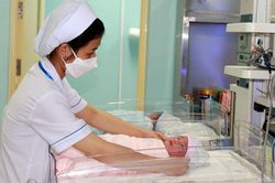 Nh&oacute;m ng&agrave;nh Sức khỏe n&agrave;o đề xuất v&agrave;o danh mục ng&agrave;nh nặng nhọc, độc hại, nguy hiểm?