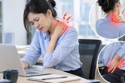 D&acirc;n văn ph&ograve;ng đau cổ vai g&aacute;y, lưng: Kh&ocirc;ng phải cứ tho&aacute;t vị đĩa đệm l&agrave; mổ