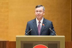 Bộ trưởng Bộ T&agrave;i ch&iacute;nh c&ugrave;ng Bộ trưởng Bộ Khoa học v&agrave; C&ocirc;ng nghệ sẽ trả lời chất vấn trước Quốc hội