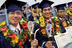 Bộ Nội vụ đề xuất miễn thuế thu nhập c&aacute; nh&acirc;n 5 năm cho nh&acirc;n t&agrave;i