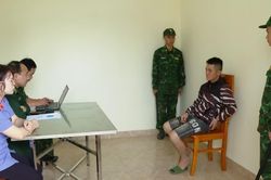 Bộ đội bi&ecirc;n ph&ograve;ng Lạng Sơn đấu tranh th&agrave;nh c&ocirc;ng chuy&ecirc;n &aacute;n vận chuyển tr&aacute;i ph&eacute;p ph&aacute;o nổ