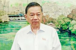 Tổng B&iacute; thư, Chủ tịch nước T&ocirc; L&acirc;m: Giảm thủ tục nhưng phải n&acirc;ng cao khả năng kiểm so&aacute;t an to&agrave;n