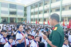 Lan tỏa kiến thức ph&aacute;p luật đến 2.300 học sinh v&ugrave;ng bi&ecirc;n An Giang