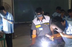 Đ&agrave;o tạo nghề trong kỷ nguy&ecirc;n số: Từ th&aacute;ch thức chuyển đổi đến tư duy mở rộng