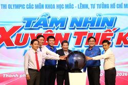 Bạn trẻ thi kiến thức lý luận, thực tiễn phát triển của đất nước