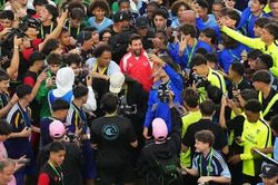 Messi kh&ocirc;ng dự lễ trao Quả b&oacute;ng v&agrave;ng 2026