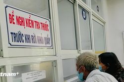 Quản l&yacute; gi&aacute; thuốc cần xuy&ecirc;n suốt từ gi&aacute; đầu v&agrave;o, nhập khẩu v&agrave; ph&acirc;n phối b&aacute;n lẻ