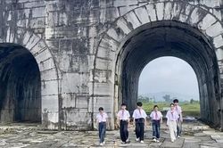 Gieo mầm t&igrave;nh y&ecirc;u di sản v&agrave; văn h&oacute;a cho thế hệ trẻ