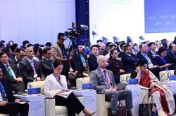 TP Hồ Ch&iacute; Minh kết nối d&ograve;ng vốn v&agrave; c&ocirc;ng nghệ qua tiệc tr&agrave; CEO500
