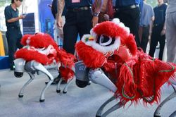 TP Hồ Ch&iacute; Minh: Thỏa sức kh&aacute;m ph&aacute; kh&ocirc;ng gian c&ocirc;ng nghệ tại phố đi bộ Nguyễn Huệ