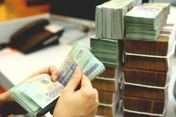 L&atilde;i suất mới chỉ giảm ở lĩnh vực ưu ti&ecirc;n