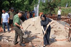 Hỗ trợ xây nhà cho hộ nghèo, gia đình chính sách
