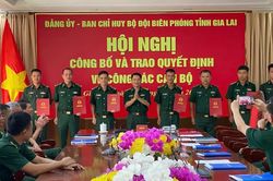 Ban Chỉ huy BĐBP tỉnh Gia Lai trao quyết định về c&ocirc;ng t&aacute;c c&aacute;n bộ