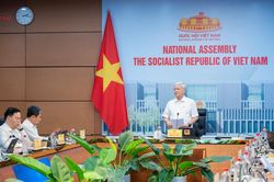 Ph&oacute; Chủ tịch Thường trực Quốc hội Đỗ Văn Chiến: Tập trung th&aacute;o gỡ c&aacute;c điểm nghẽn trong x&acirc;y dựng Quốc hội số