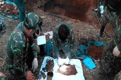 Ph&aacute;t hiện h&agrave;i cốt liệt sĩ c&ugrave;ng nhiều di vật tr&ecirc;n n&uacute;i Nor Kon Klah ở Quảng Ng&atilde;i
