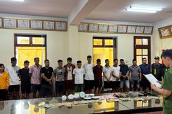 Lạng Sơn triệt ph&aacute; sới bạc khủng giữa rừng