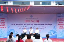 Tuy&ecirc;n truyền ph&ograve;ng, chống bạo lực học đường qua phi&ecirc;n t&ograve;a giả định tại x&atilde; Ph&ugrave; Đổng
