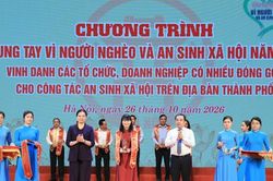 Ng&acirc;n h&agrave;ng Agribank ủng hộ 10 tỷ đồng chung tay v&igrave; người ngh&egrave;o v&agrave; bảo đảm an sinh x&atilde; hội của Thủ đ&ocirc;