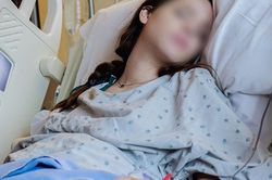 C&ocirc; g&aacute;i mới 27 tuổi đ&atilde; đột quỵ, liệt nửa người