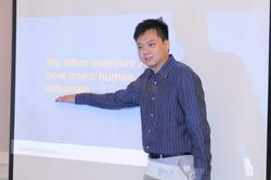 Đào tạo AI không nên chỉ hướng dẫn cách dùng công cụ