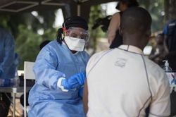 Số ca mắc Ebola tại Congo vượt 10.000, nhiều nước châu Phi tăng cảnh giác