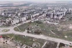 Ukraine x&aacute;c nhận lệnh ngừng bắn với Nga tại 'bẫy chết người' Oleshky đ&atilde; c&oacute; hiệu lực