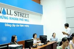 Chứng khoán Phố Wall báo lỗ giữa áp lực chi phí hoạt động