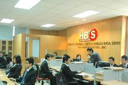 Một công ty chứng khoán báo lãi nhờ tiền gửi và cho thuê toà nhà